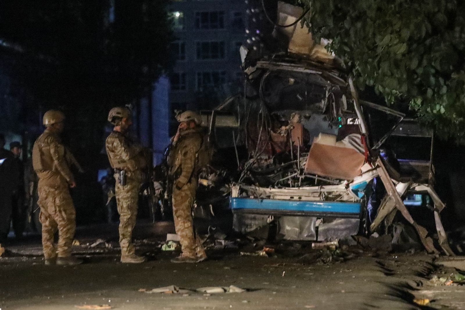Kabil’de çifte saldırı: 10 ölü, 12 yaralı