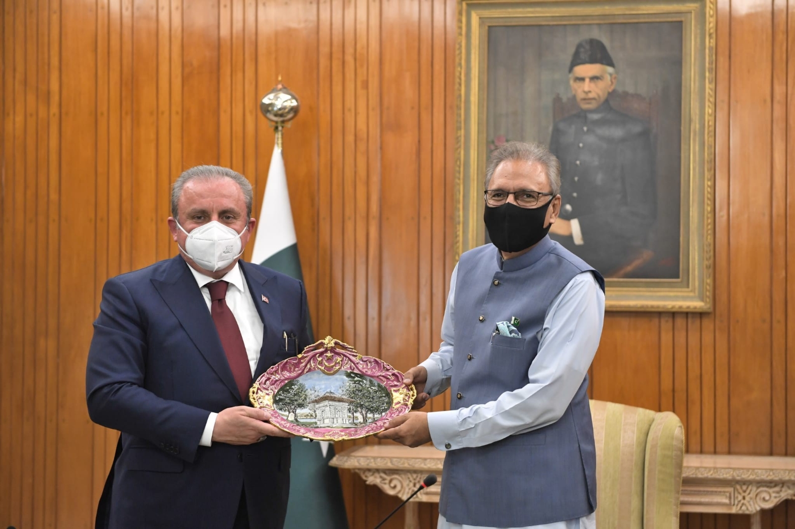 TBMM Başkanı Şentop, Pakistan Cumhurbaşkanı Alvi tarafından kabul edildi