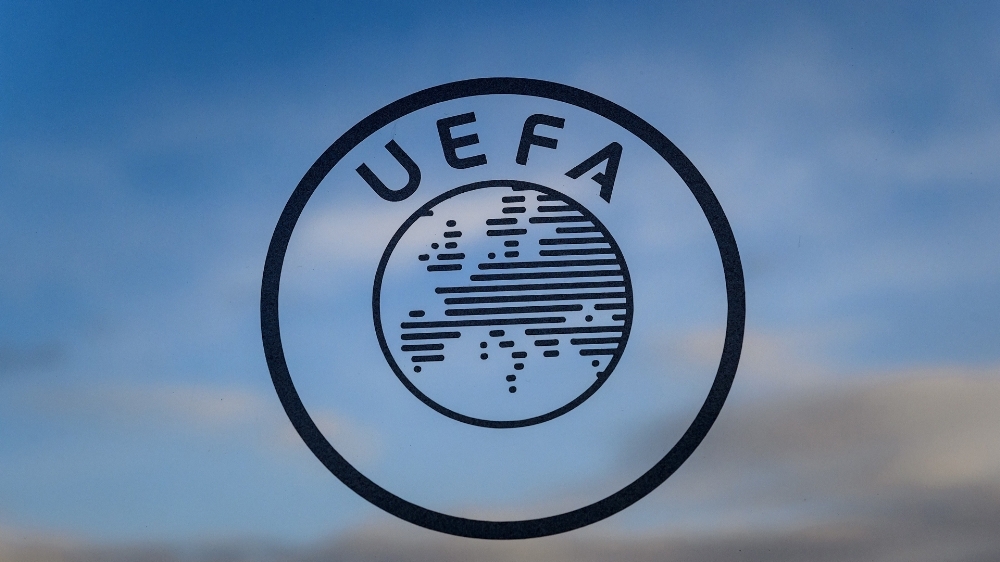 UEFA, Danimarka - Finlandiya maçını erteledi