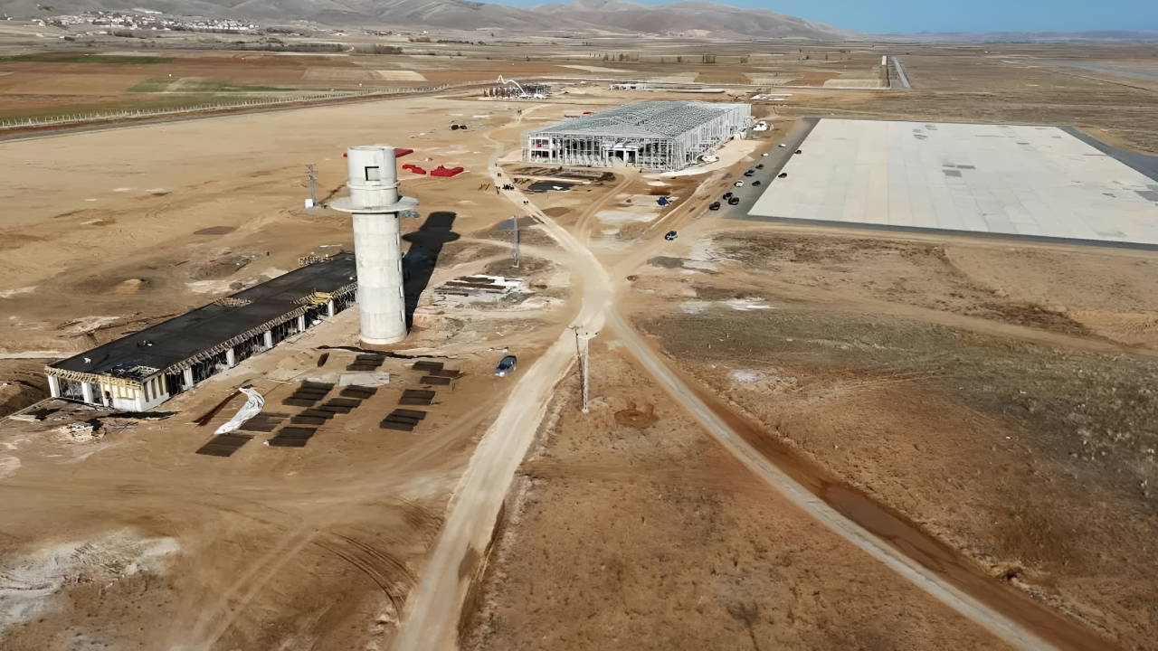 Maliyeti 9,4 milyar TL'ye fırladı: 5 yıldır bitmeyen havalimanı!