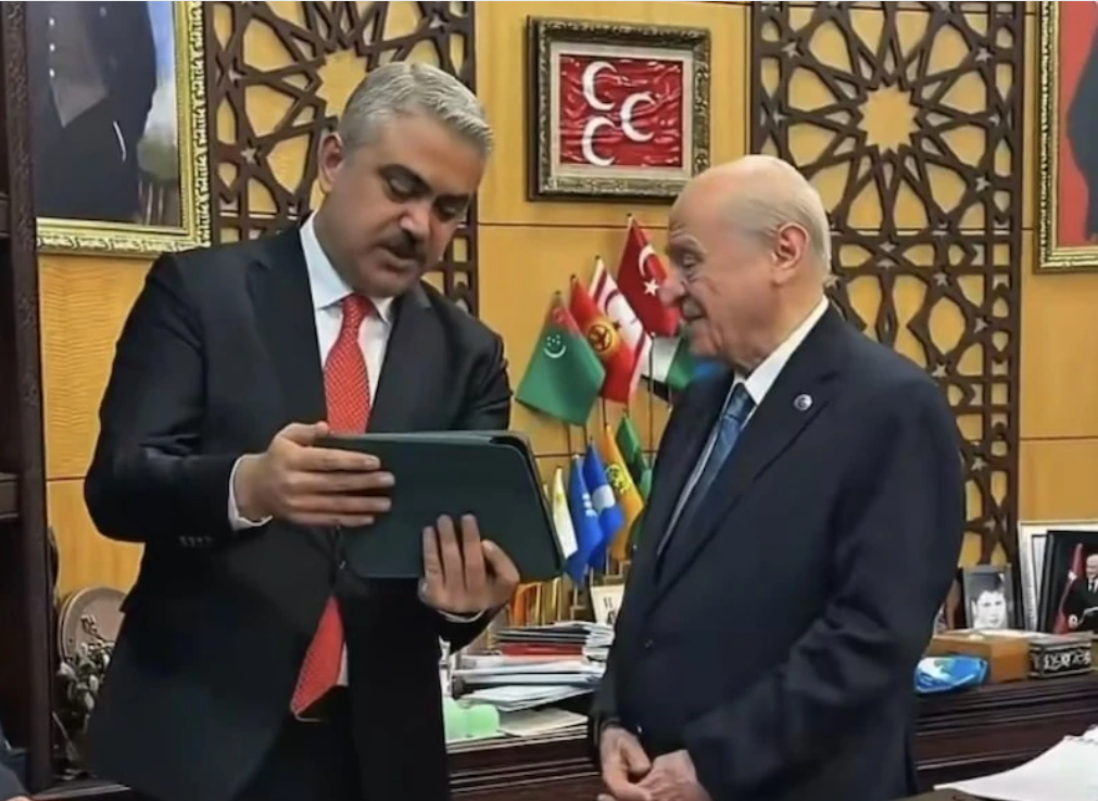Ferdi Tayfur’un şarkısı Devlet Bahçeli’yi duygulandırdı