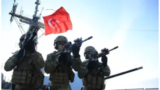 Yunan basınından KKTC senaryosu: Türk askerini hedef gösterdiler