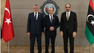 Ankara’daki zirve yankı uyandırdı: Türkiye Libya’da bölünmüş tarafları bir araya getirdi