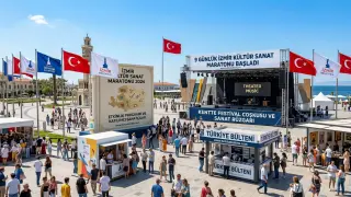 İzmir’de Dokuz Günlük Kültür Sanat Maratonu Başladı