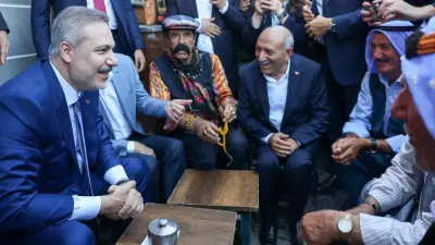 Dışişleri Bakanı Hakan Fidan Diyarbakır’da vatandaşlarla buluşt