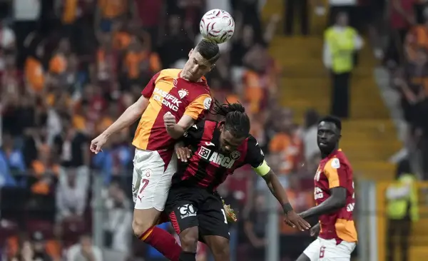 Spor yazarları Galatasaray - Çorum FK maçını yorumladı: 'Puan kaybının sorumlusu transferleri geciktiren yönetimdir'