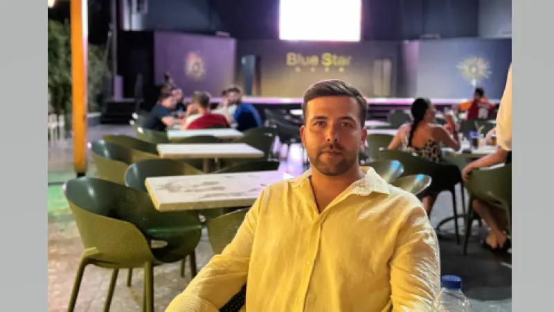 Hasan Toprak: Alanya Eğlence ve Show Dünyasının Genç Girişimcisi